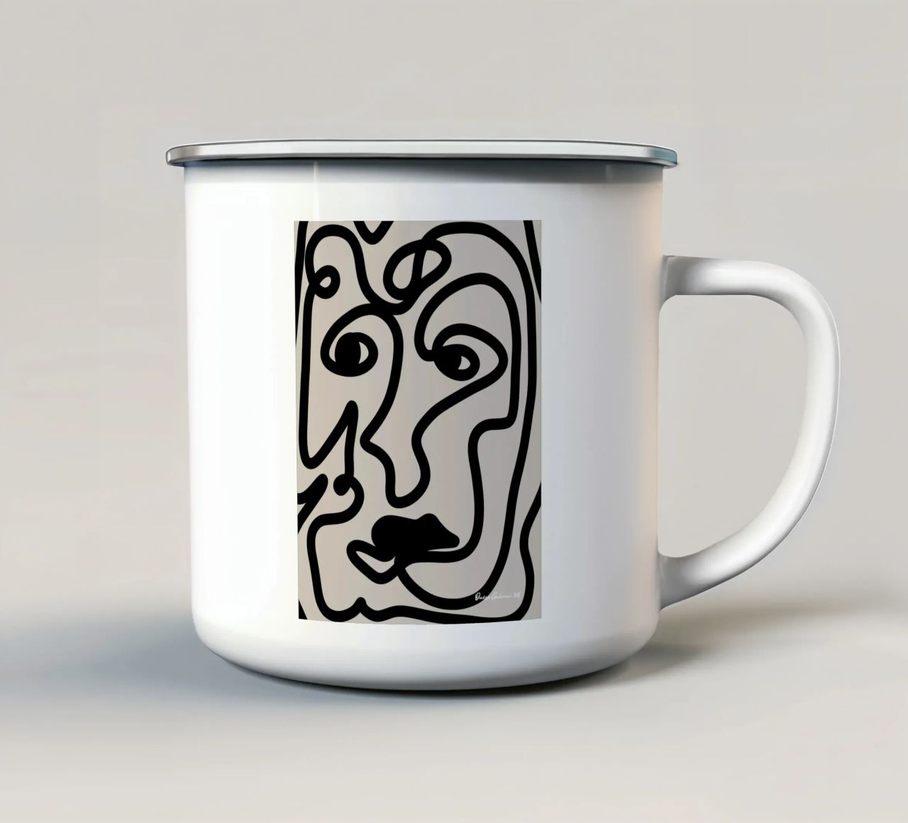 Floating Collage tazza in smalto da Mike Leymi