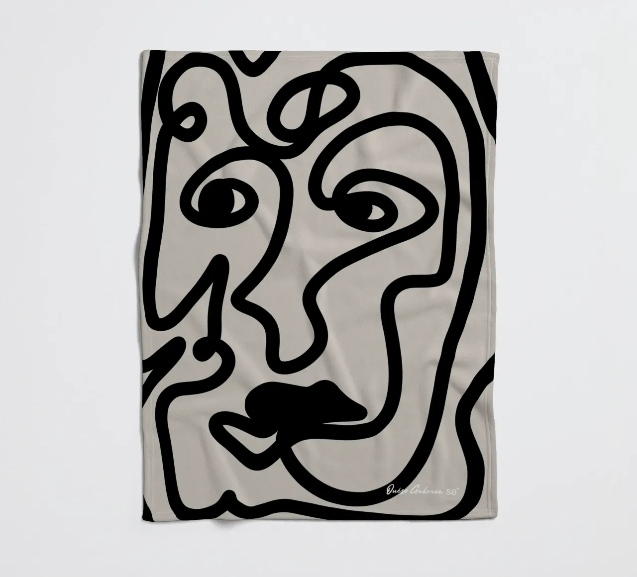 Floating Collage Fleecedecke von Mike Leymi