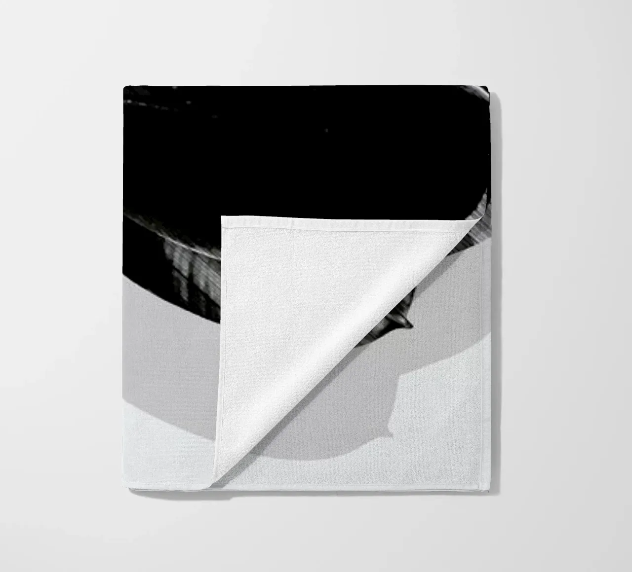 We Crush telo mare da Adam Priester