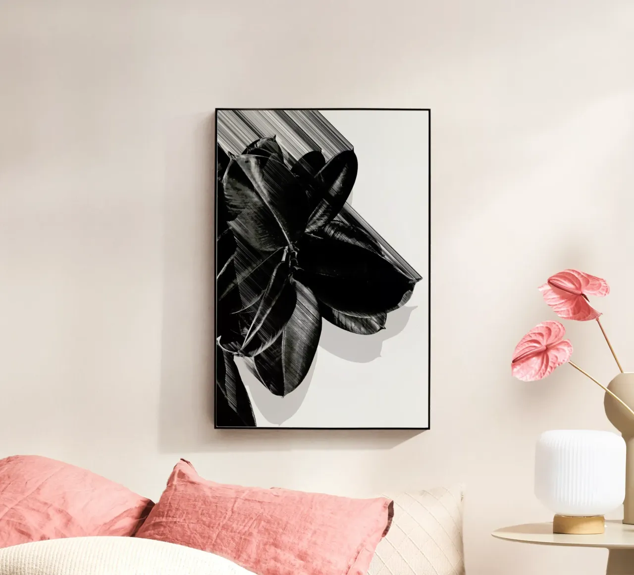 We Crush plexiglass da Adam Priester