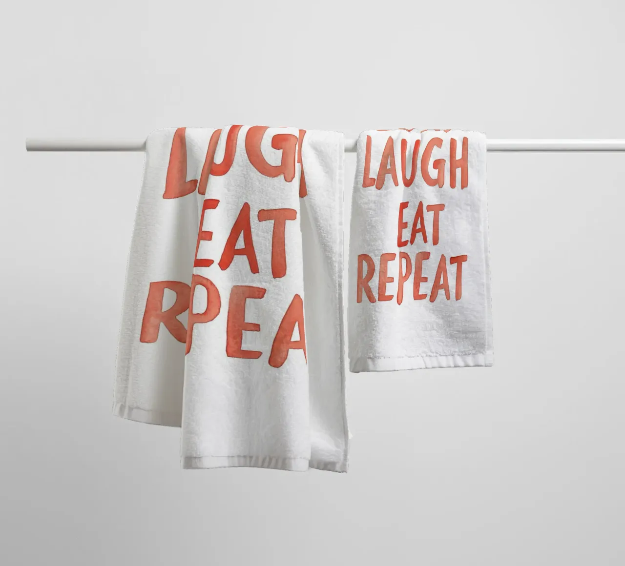 Surf Laugh Eat Repeat asciugamano da bagno da treechild