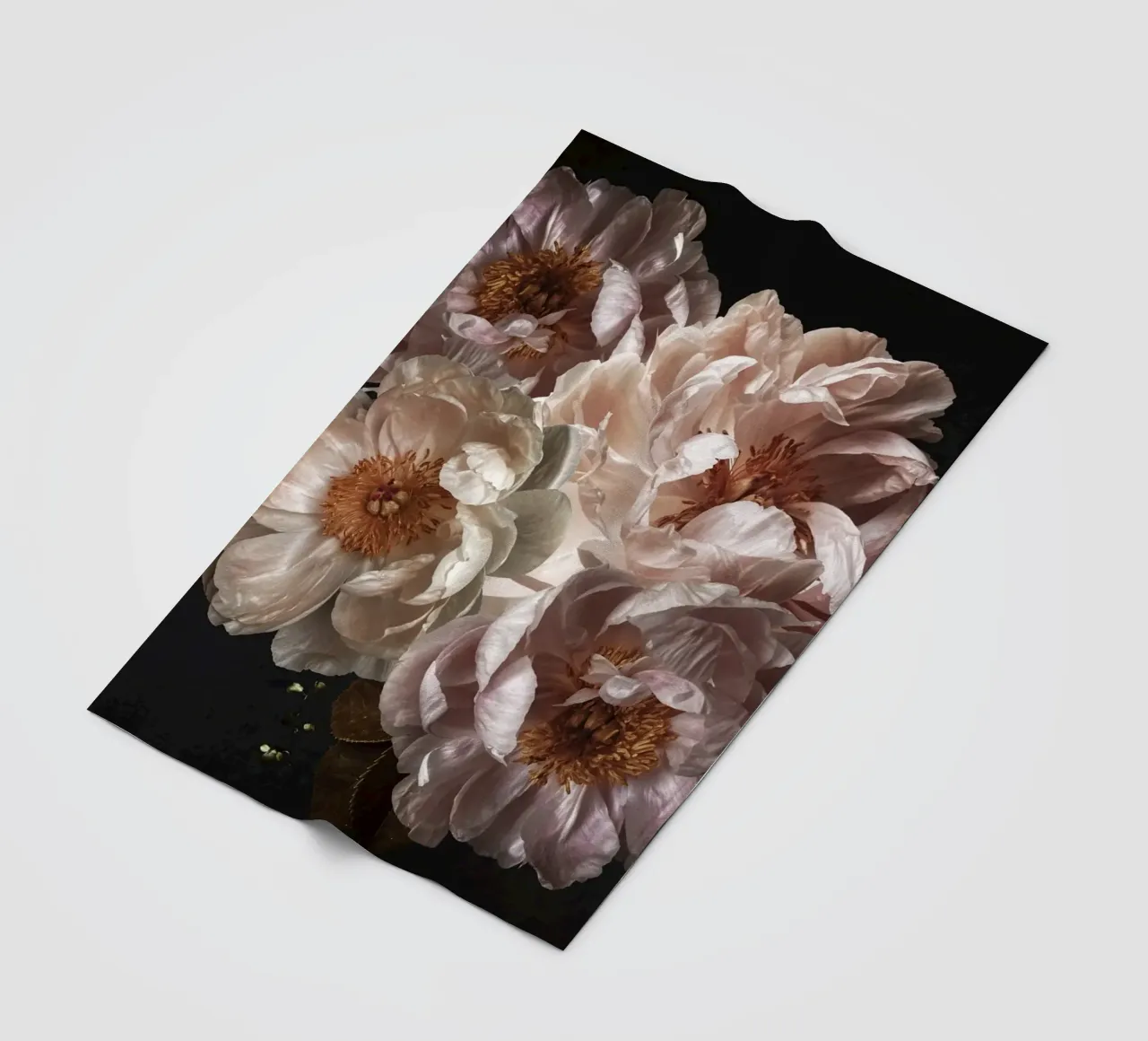 Bouquet di peonie vintage di mezzanotte coperta in pile da Flower Garden - Uta Naumann