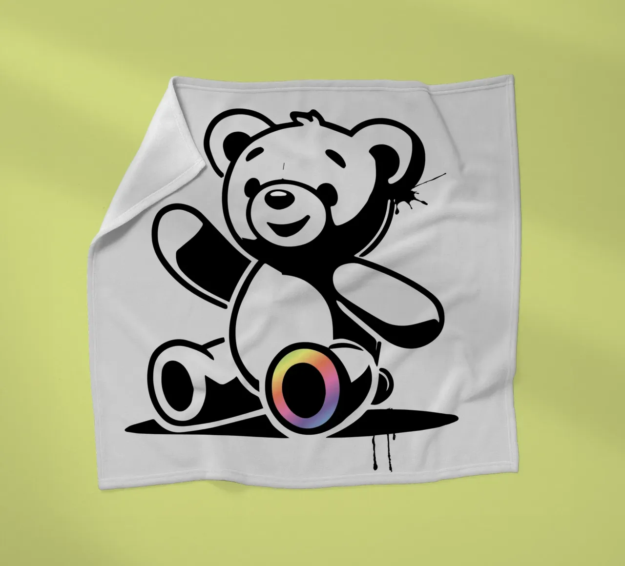 Orsetto a stencil con accenti arcobaleno coperta in pile da namosh