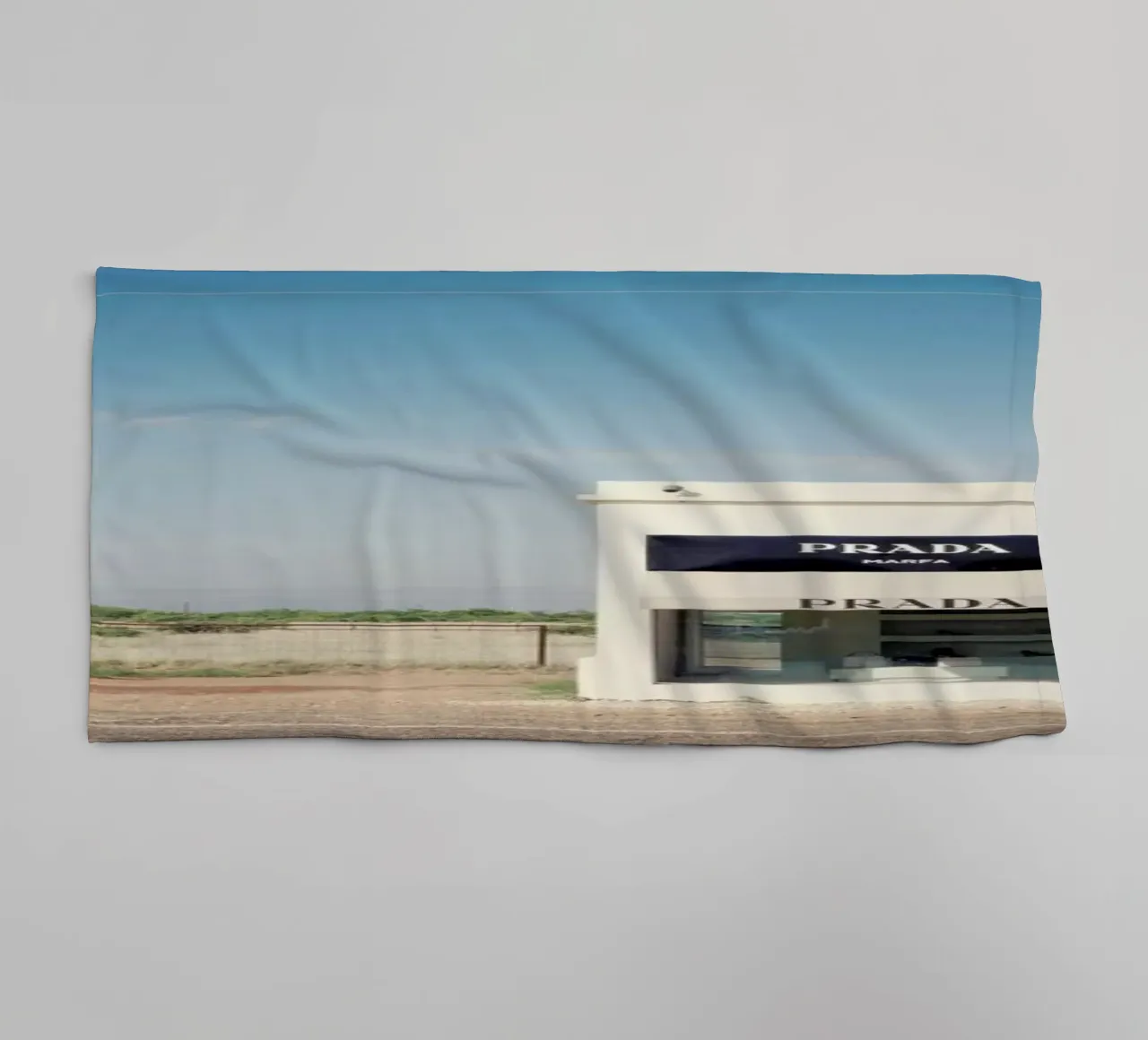 Prada Marfa asciugamano da bagno da Catherine McDonald
