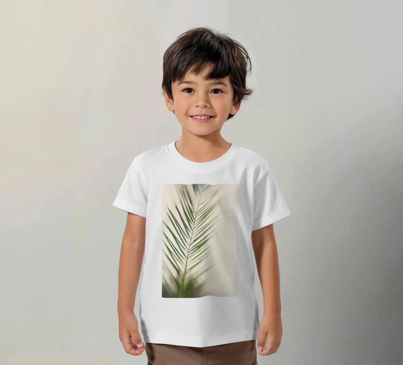 Shade kinder t-shirt van Catherine McDonald