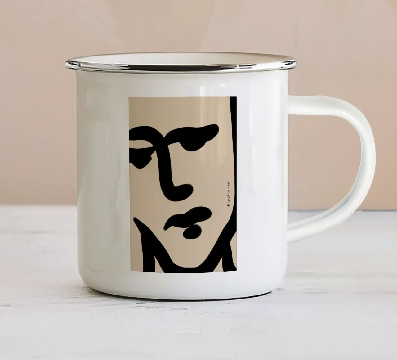 Lyrical Shapes tazza in smalto da Mike Leymi