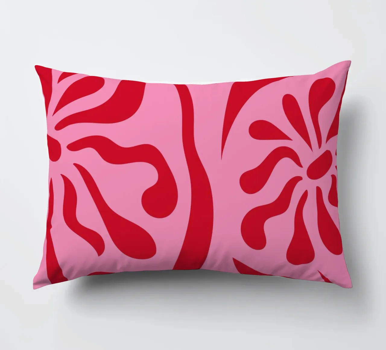 Rosa e rosso floreale cuscino da Kim Hubball Studio