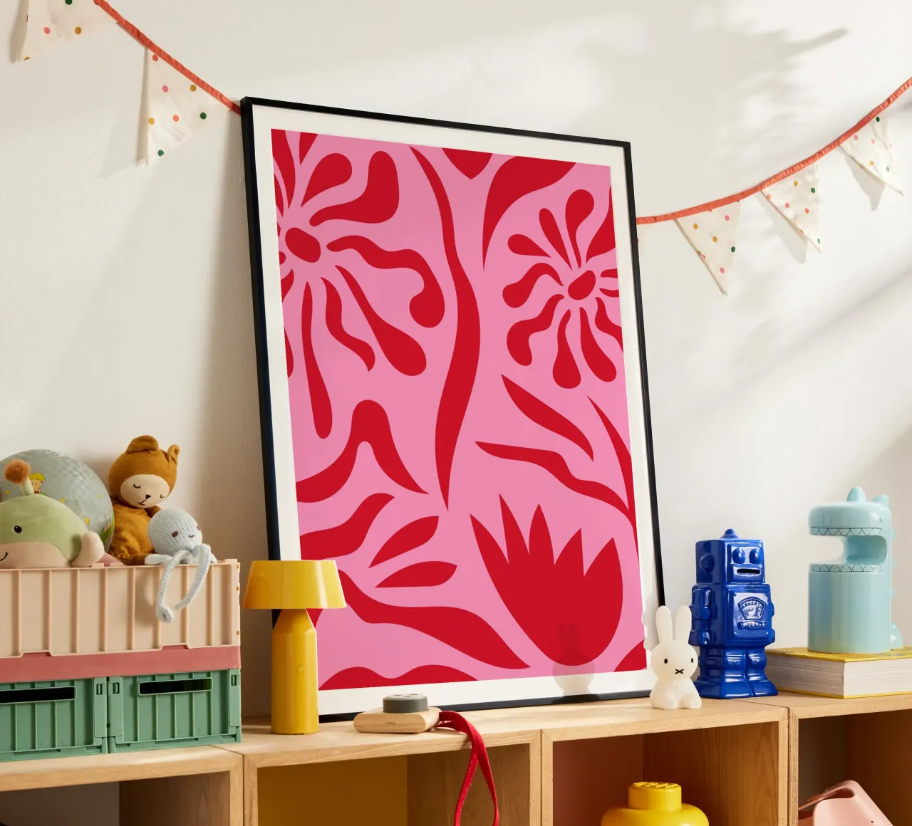 Rosa e rosso floreale poster da Kim Hubball Studio