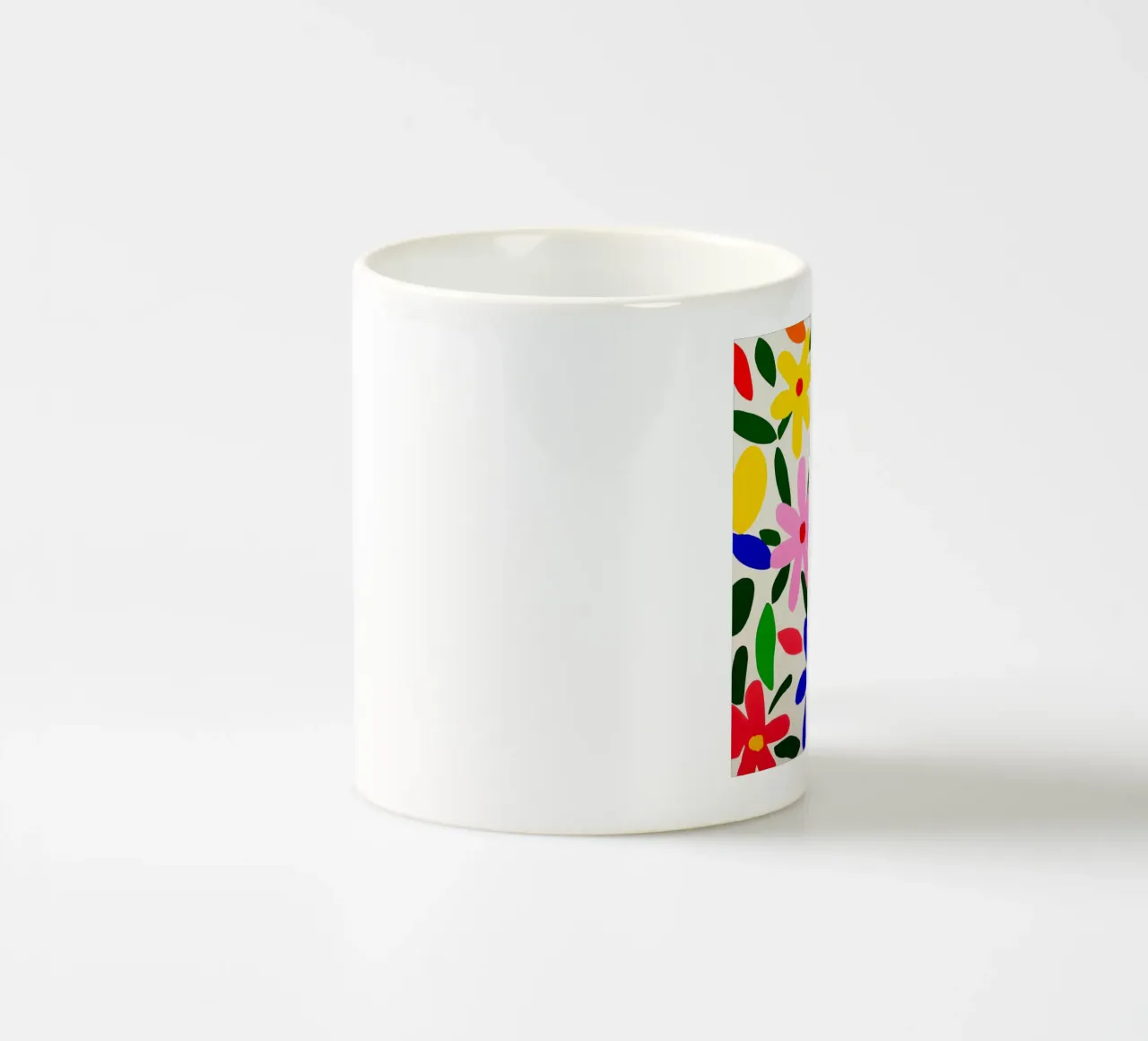 Modello di giardino con fiori colorati di Matisse tazza in ceramica da Modern Muse