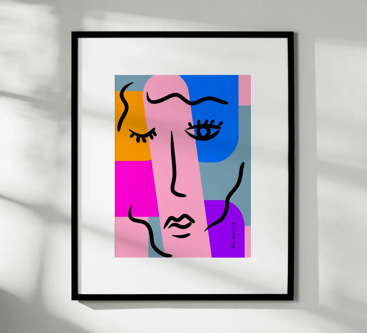 Vivid Curves poster con marco de madera de Mike Leymi