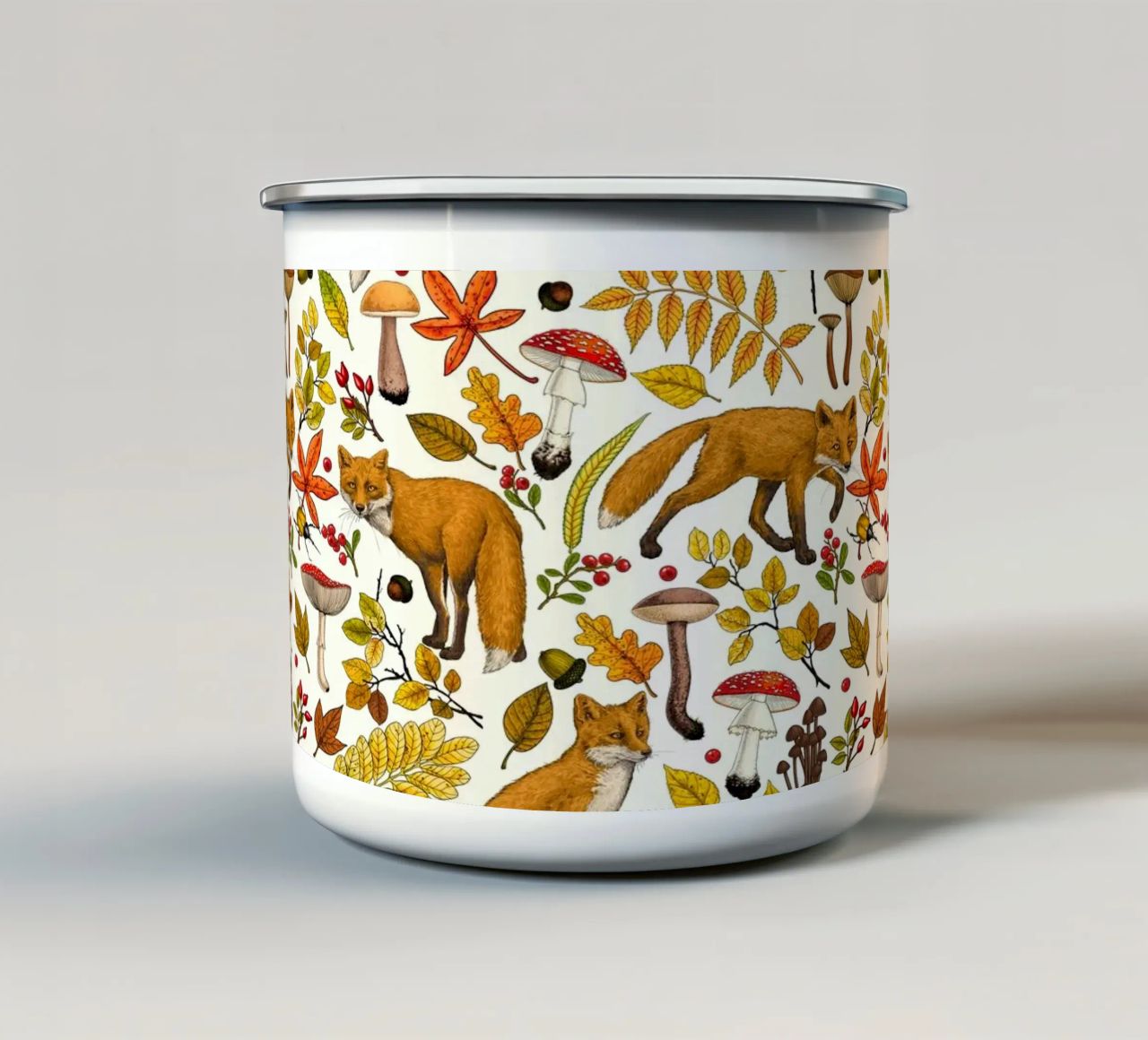 Volpi d'autunno tazza in smalto da Painted Nature