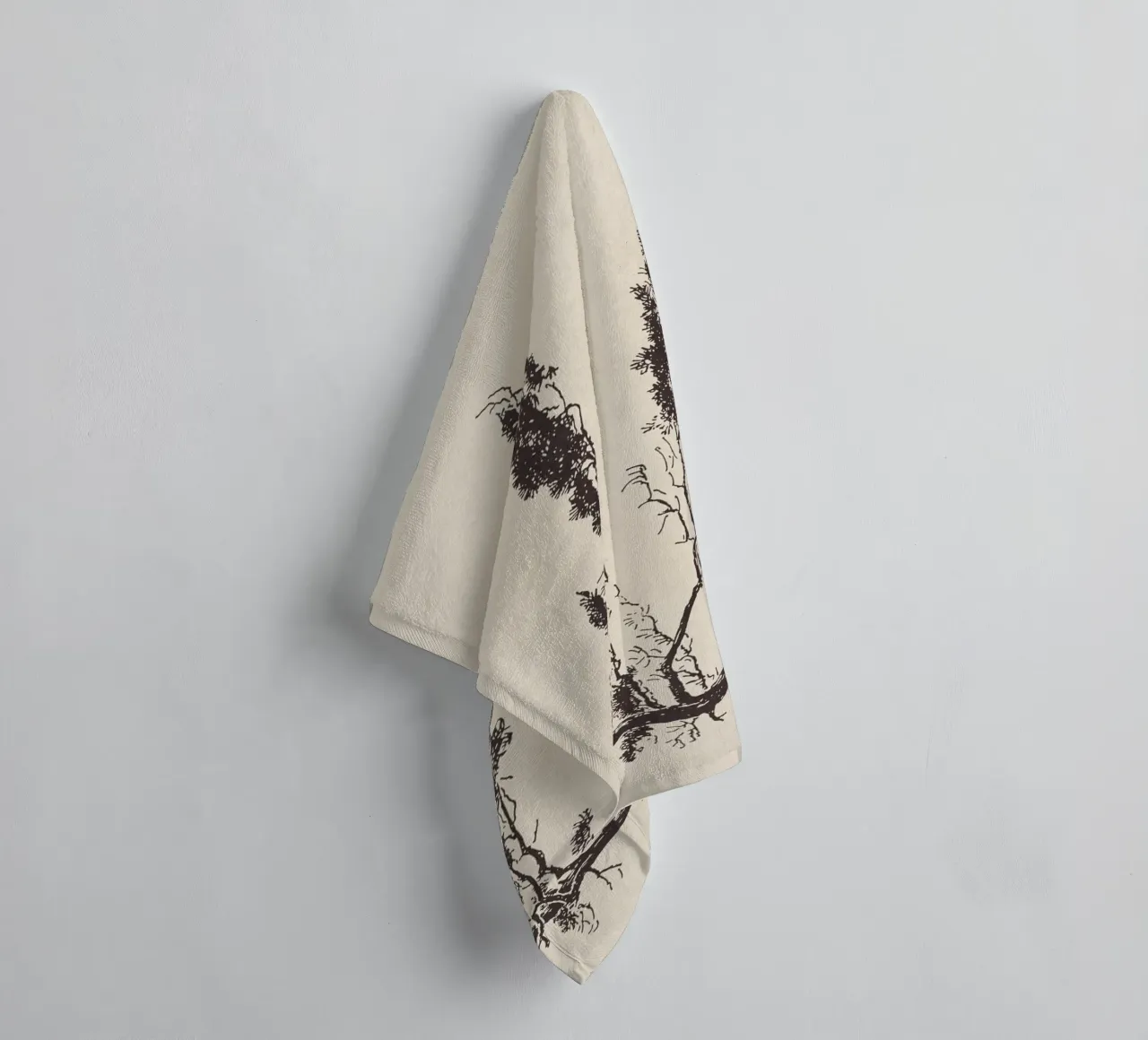 Pine Tree Branch no. 2 asciugamano da bagno da apoloprints