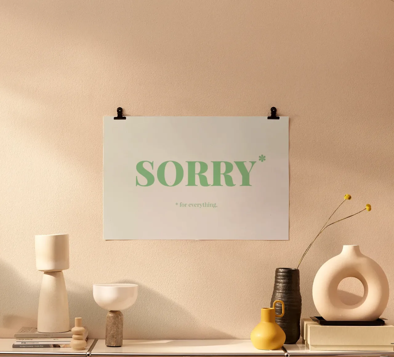 Sorry poster con telaio in plastica da Chris Wharton