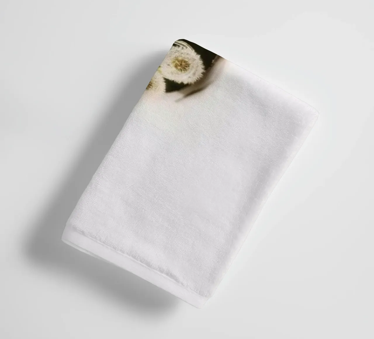 Do Small Things With Much Love asciugamano da bagno da Ingrid Beddoes