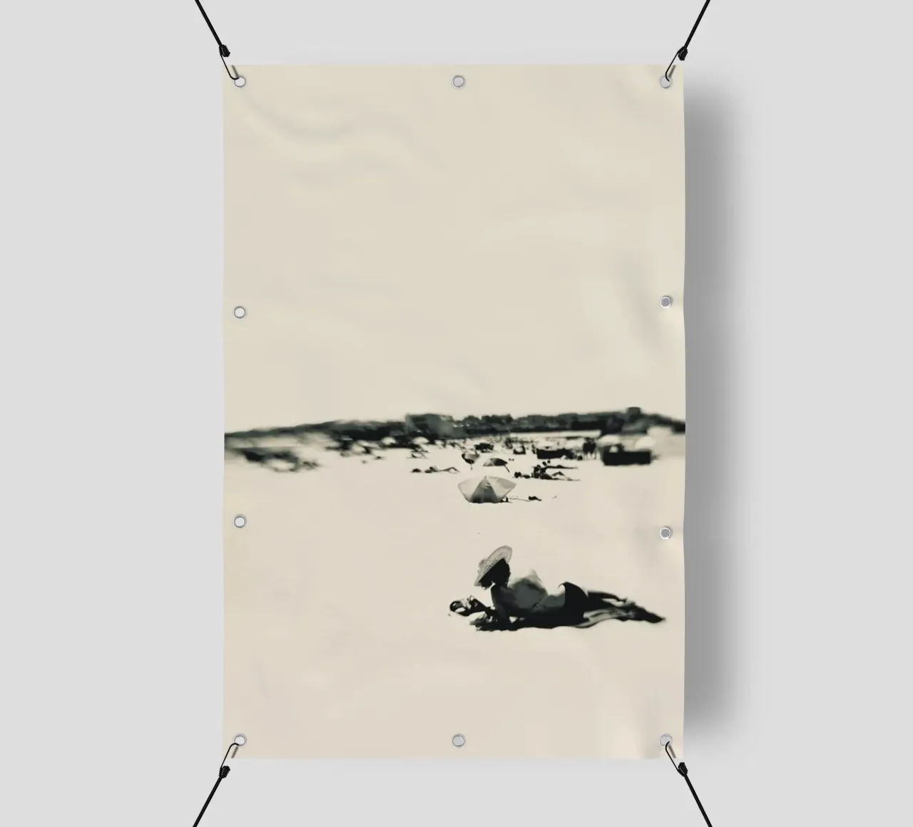 Lady On The Beach telo in pvc da Ingrid Beddoes
