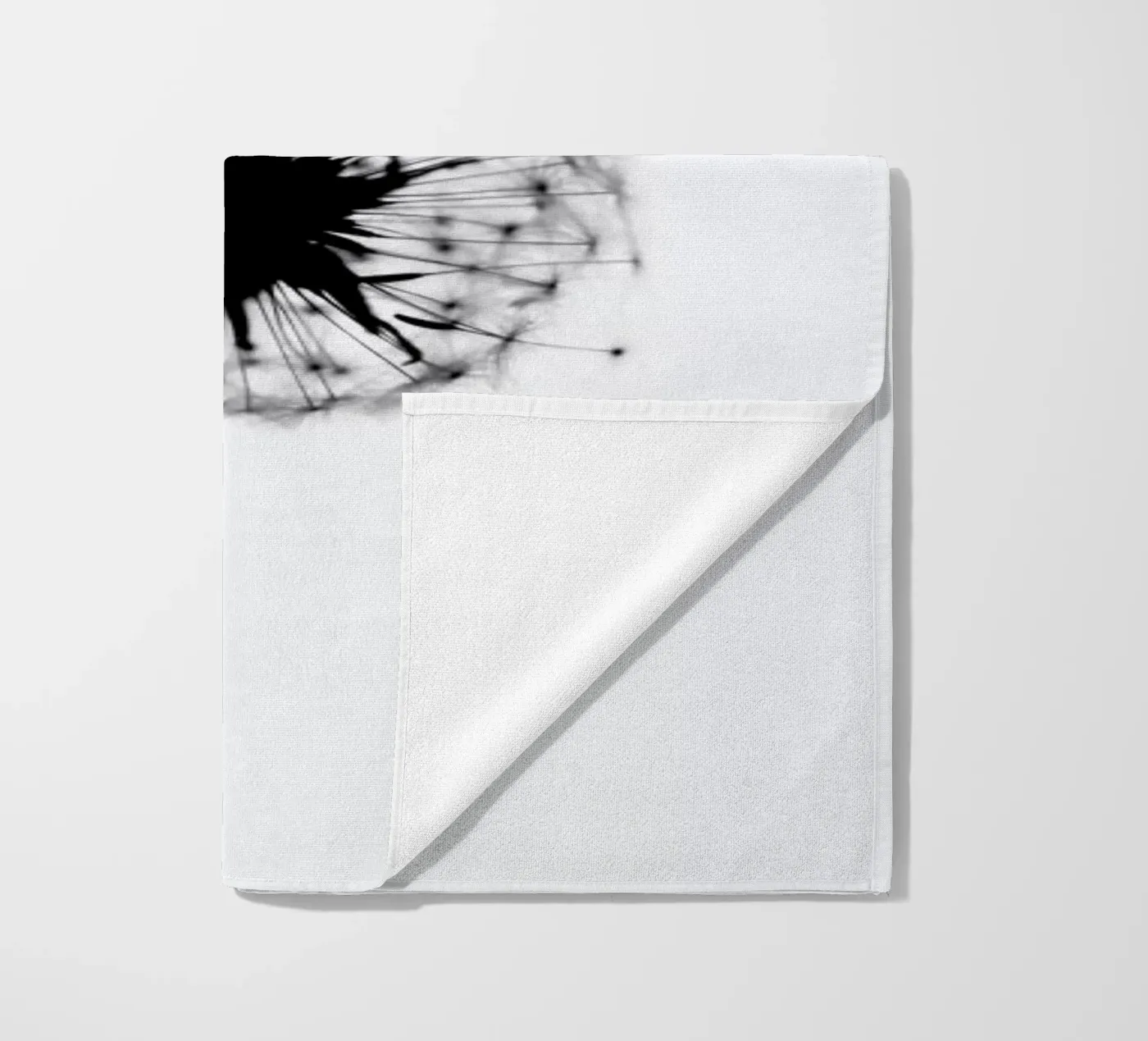 Simplicity strandhanddoek van Ingrid Beddoes