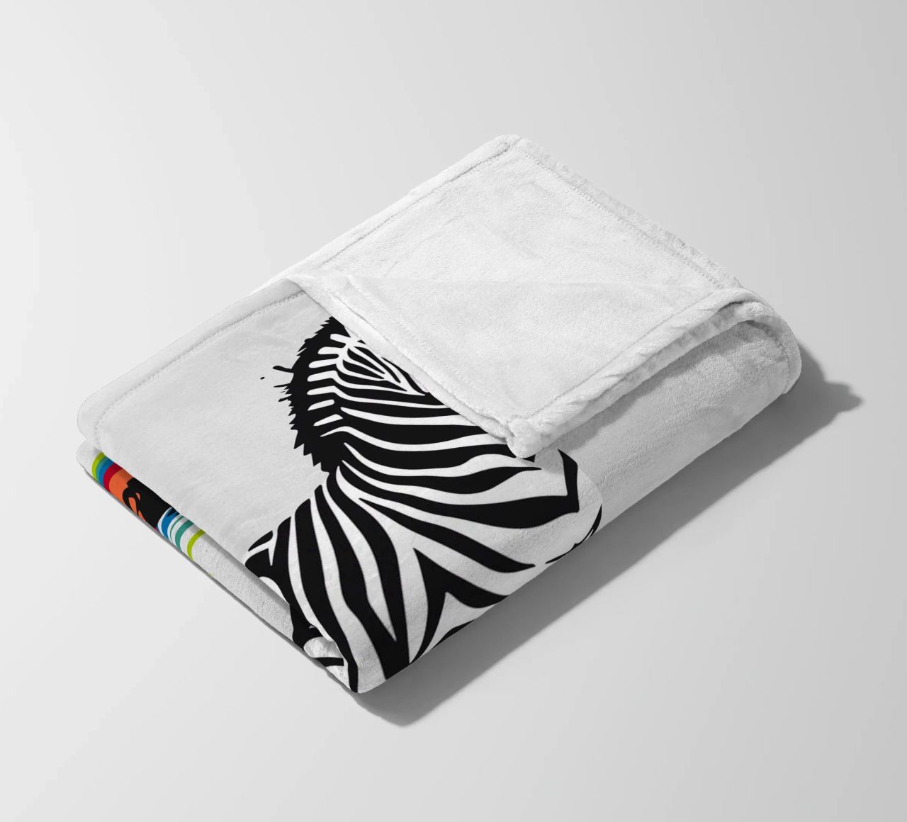 Zebra con pattini a rotelle in stile stencil coperta in pile da namosh