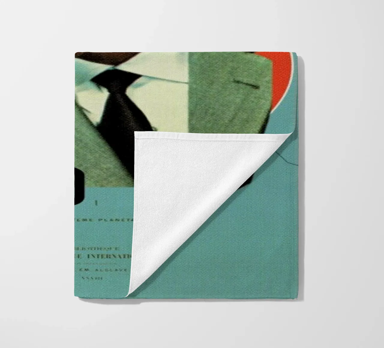 Do beach towel by Frank Moth