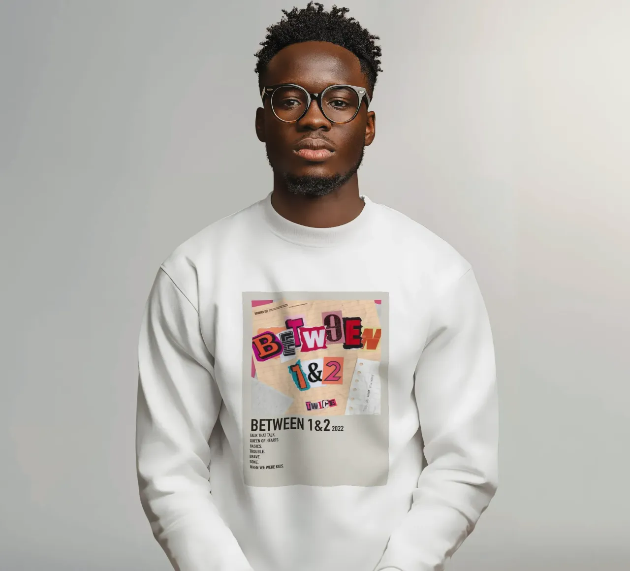 BETWEEN 1&2 2022 TWICE sudadera de SoundStudio