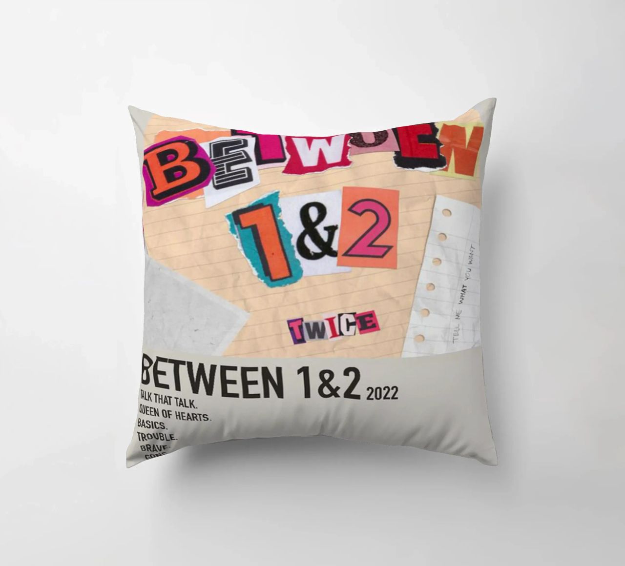 BETWEEN 1&2 2022 TWICE cuscino da SoundStudio