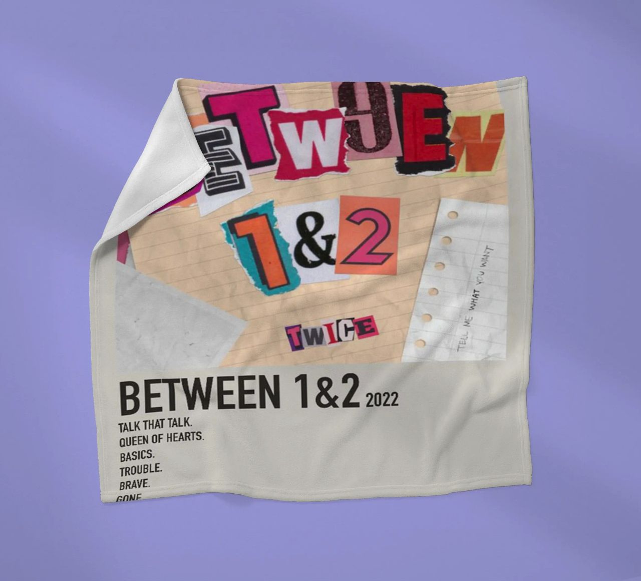 BETWEEN 1&2 2022 TWICE coperta in pile da SoundStudio