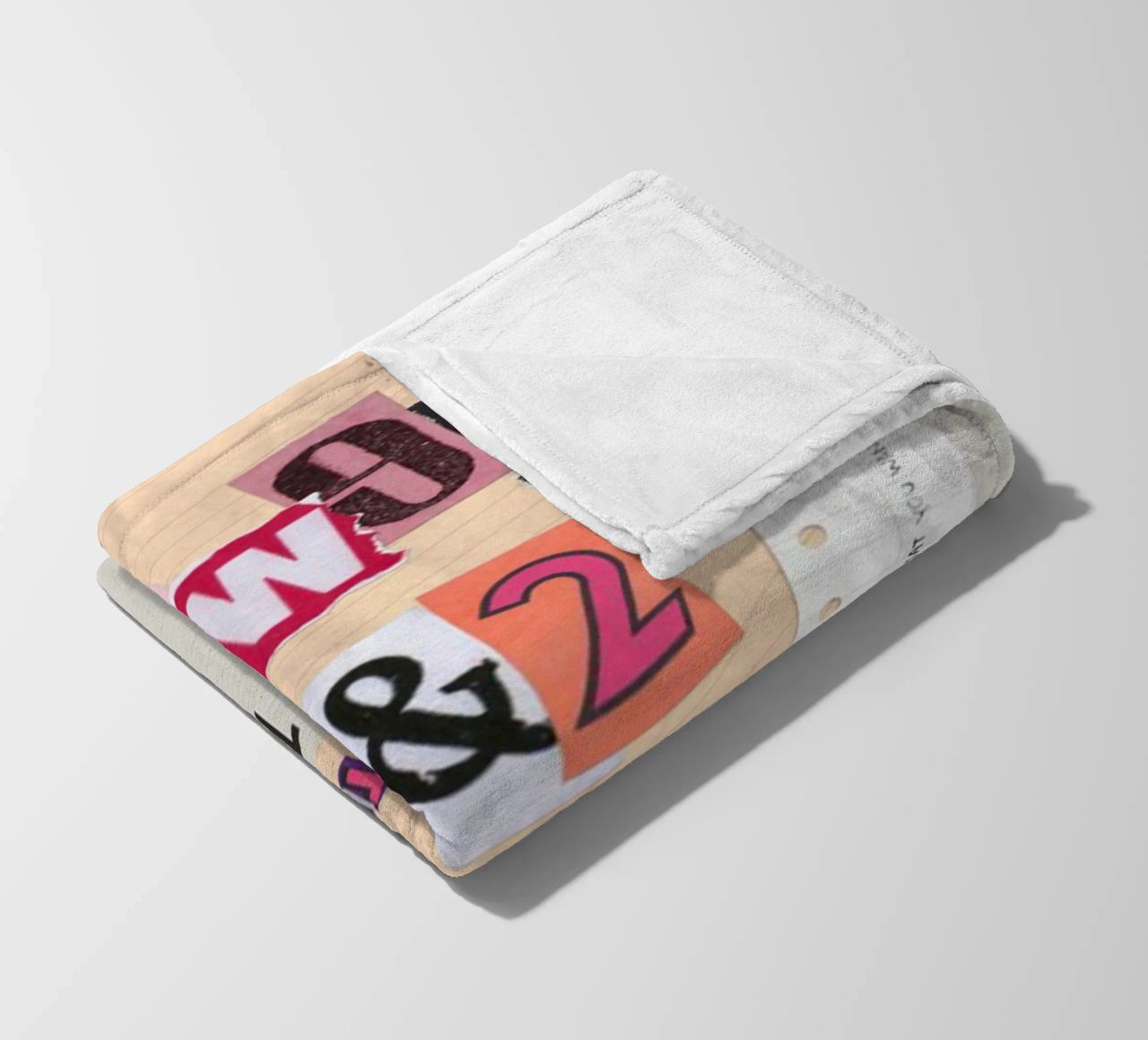 BETWEEN 1&2 2022 TWICE coperta in pile da SoundStudio