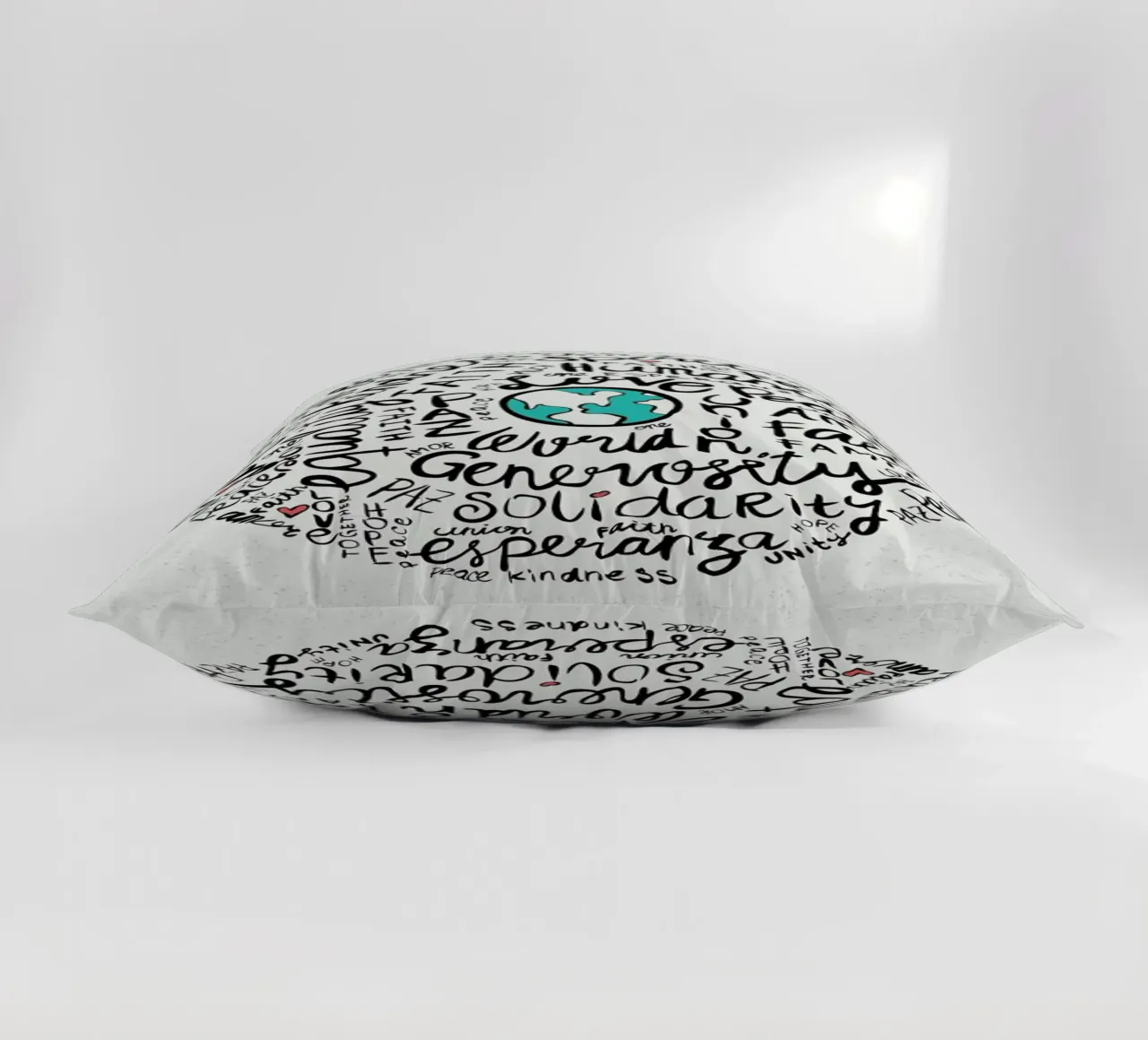 World Positive Messages coussin de Pom Graphic Design