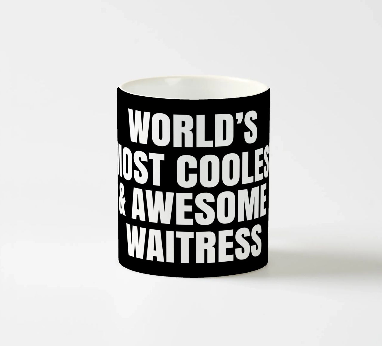 World's most coolest and awesome waitress tazza in ceramica da happieeagle