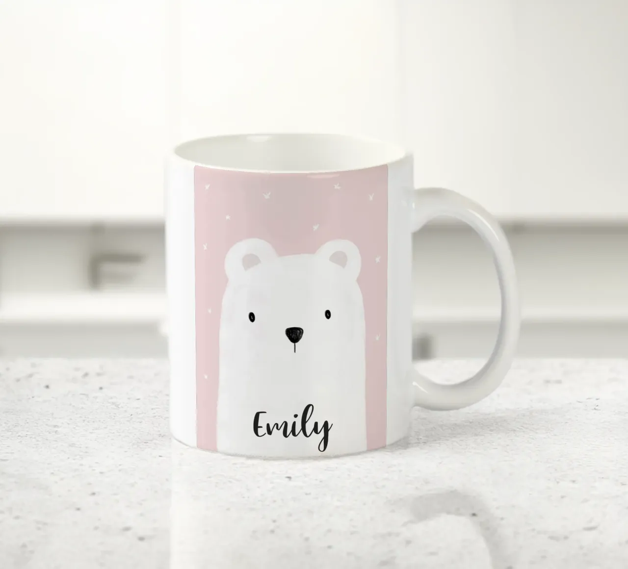Eisbär mit Name tazza in ceramica da BAINAI KIDS