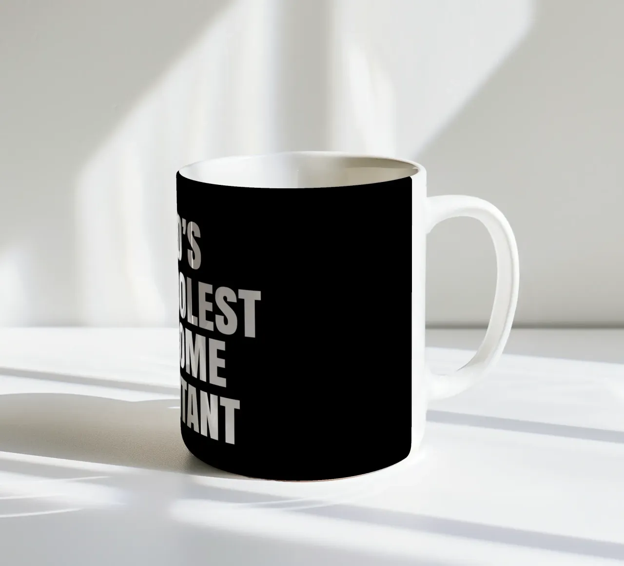 World's most coolest and awesome accountant tazza in ceramica da happieeagle