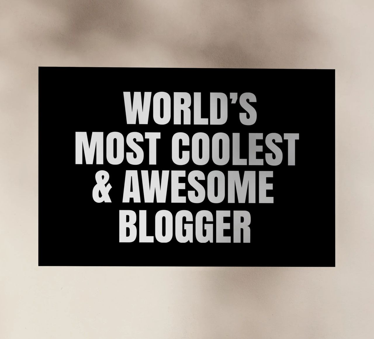 World's most coolest and awesome blogger pellicola backlit da happieeagle