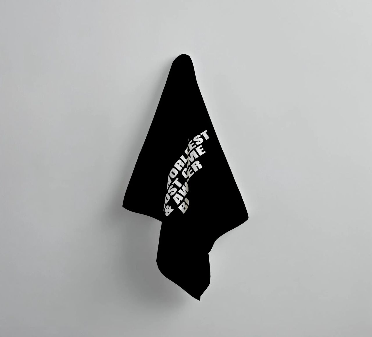 World's most coolest and awesome blogger asciugamano da bagno da happieeagle