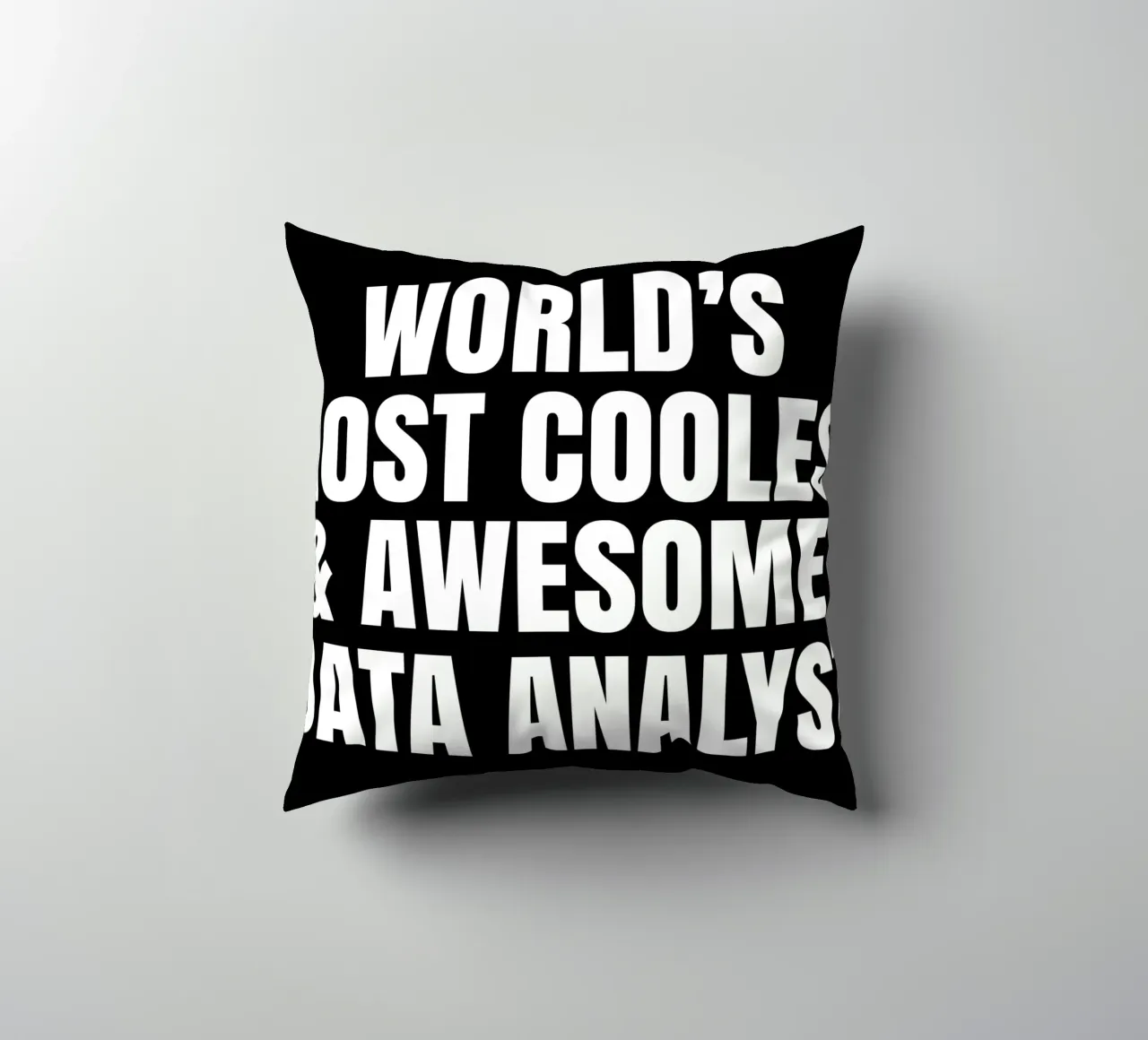 World's most coolest and awesome data analyst cuscino da happieeagle