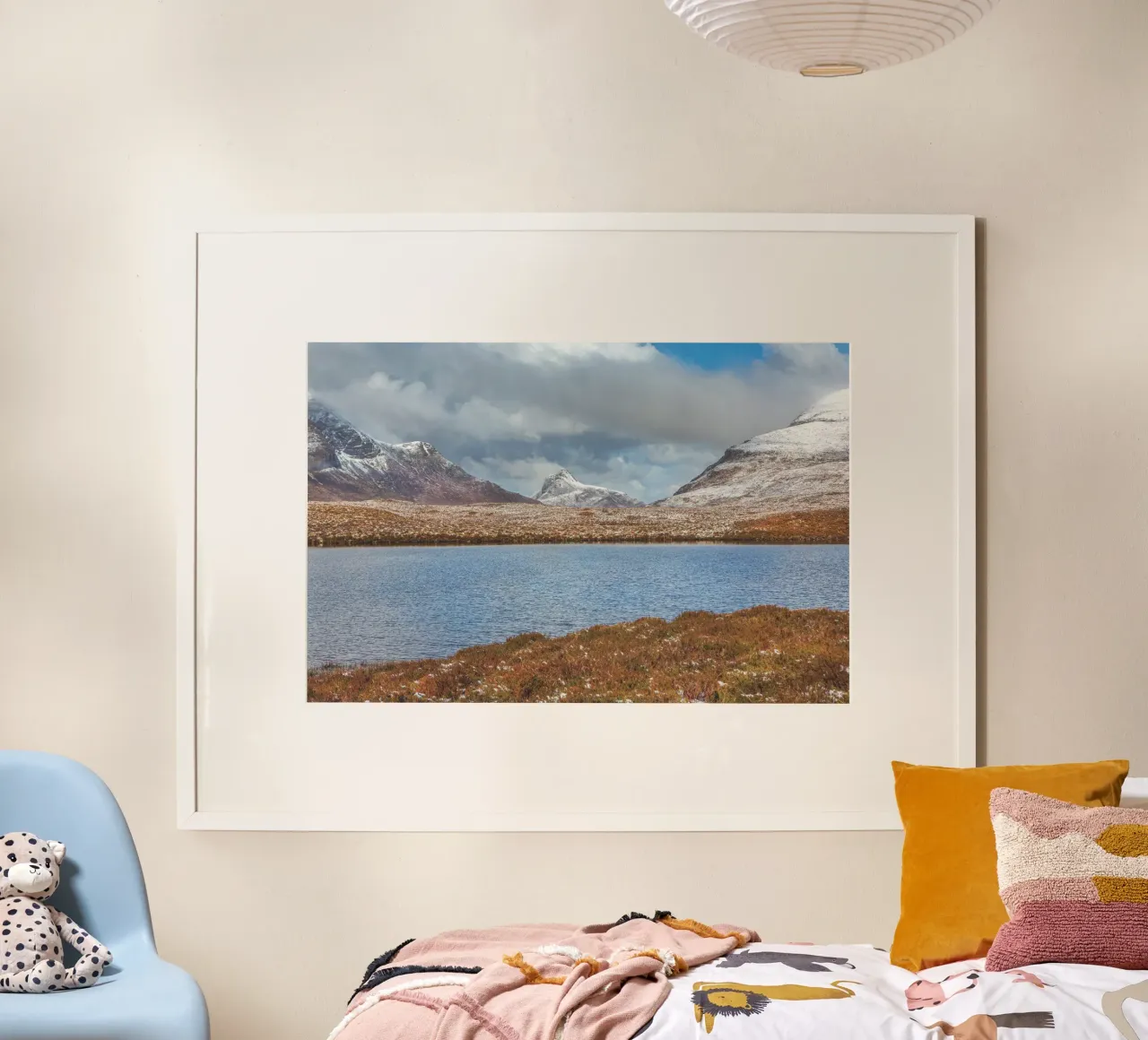 Paesaggio di neve delle Highlands poster da Dave Hare Photography