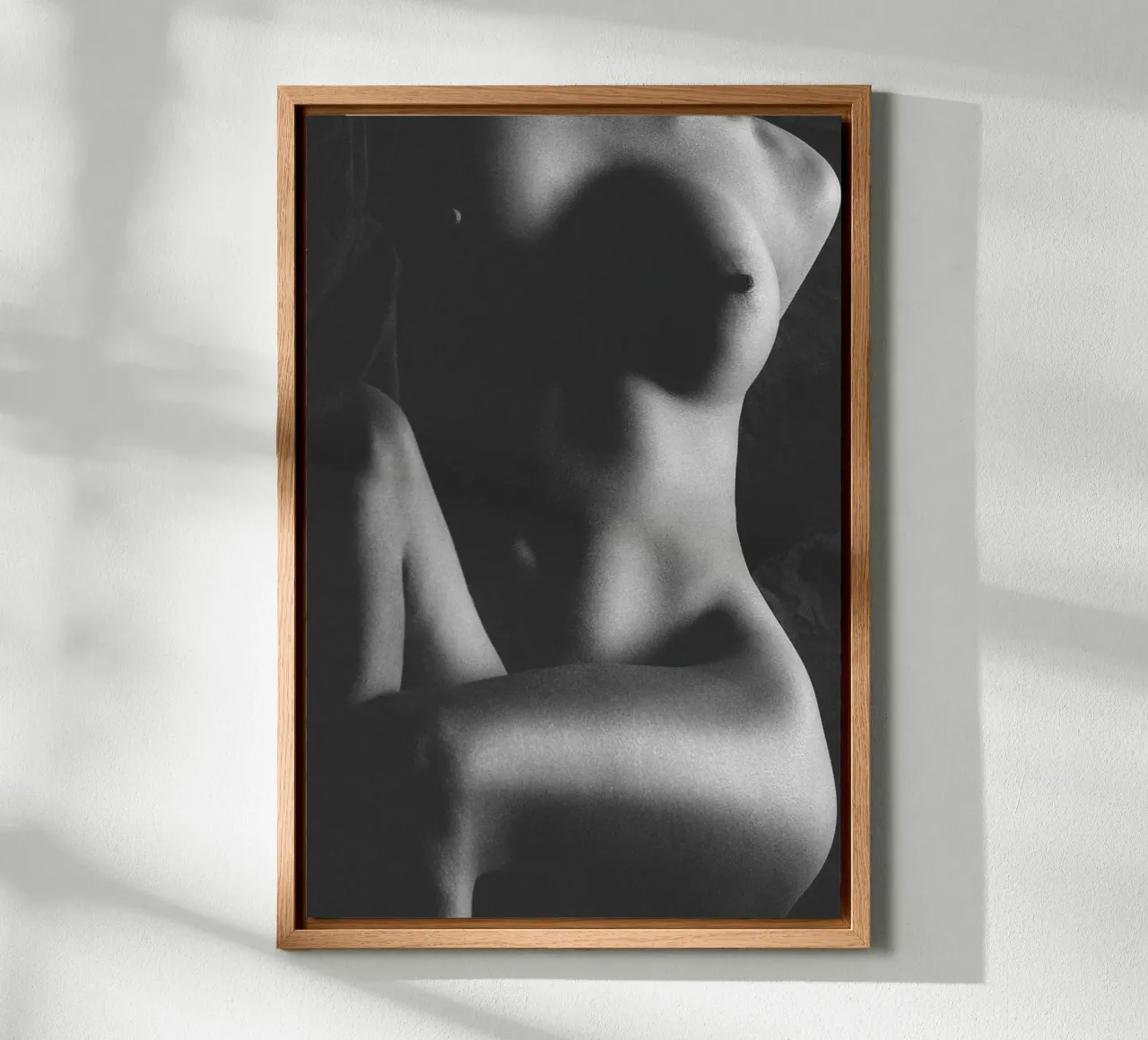Tori Bodyscape Mono tela con Cornice a cassetta da Dave Hare Photography