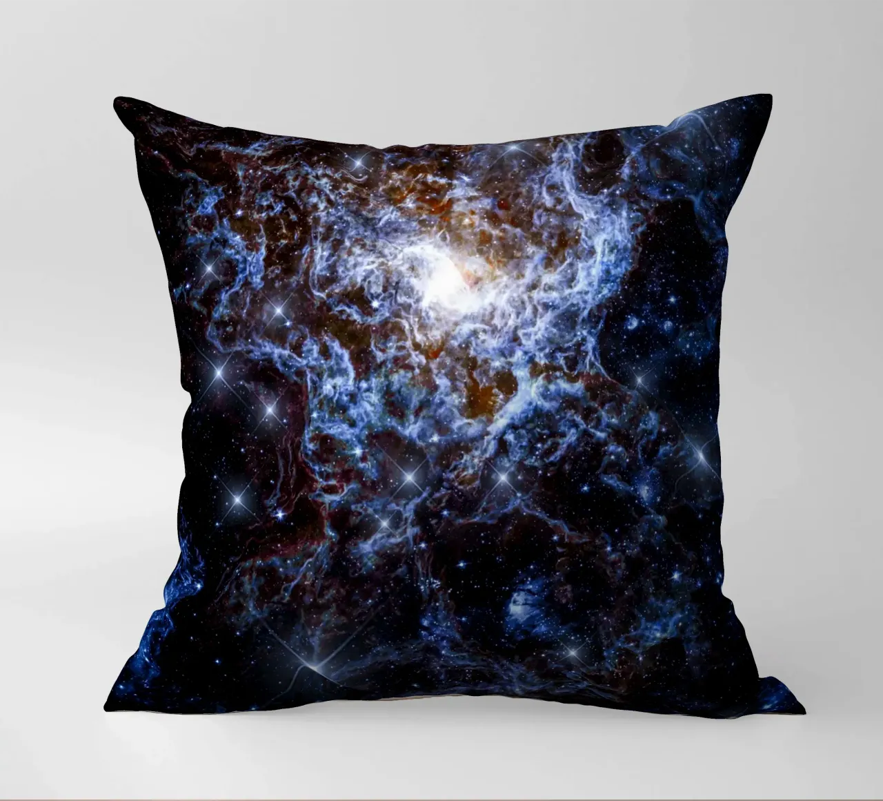 Nebulosity cuscino da Stellar Dream Art