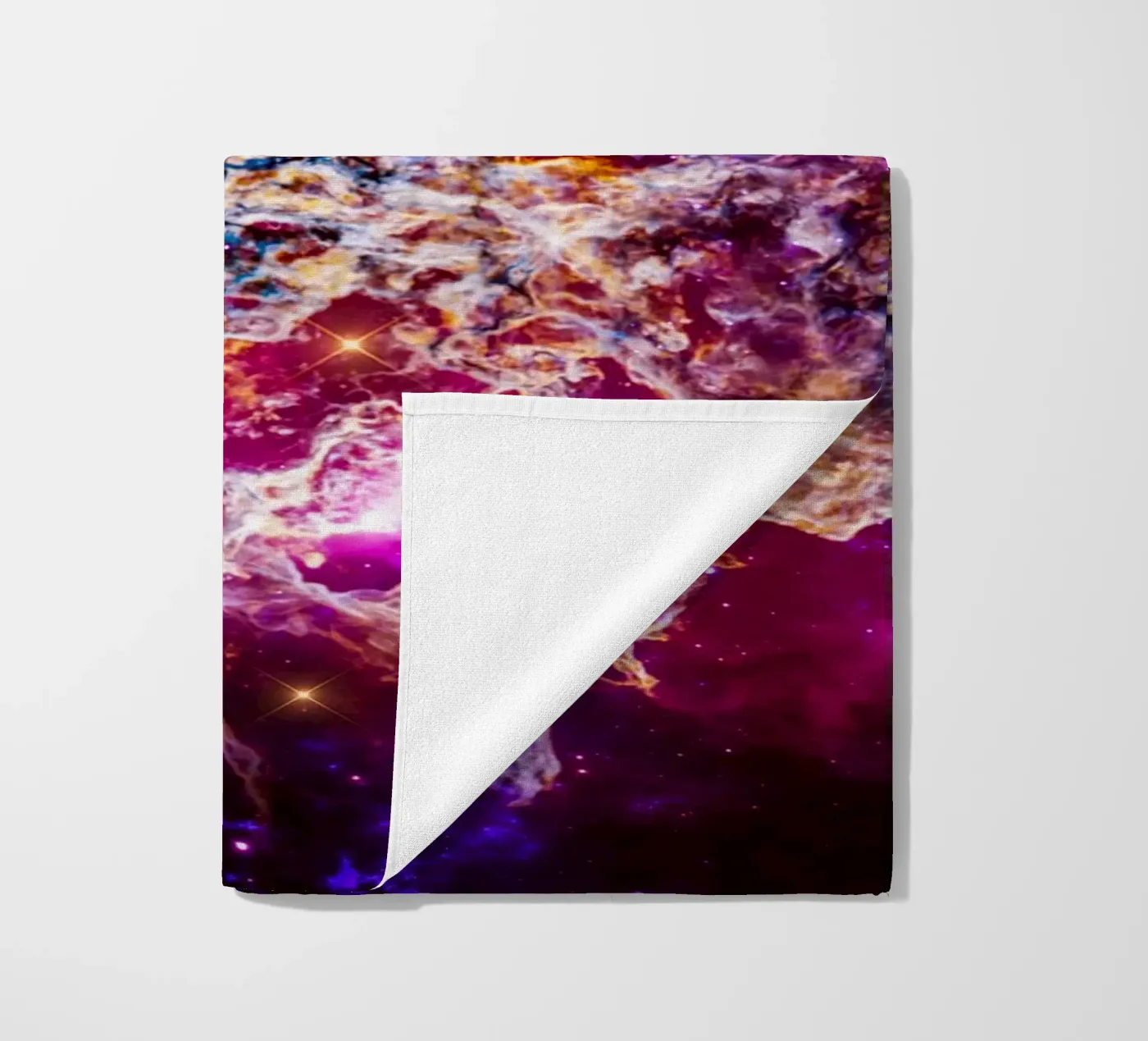 Infinity Glow Strandtuch von Stellar Dream Art