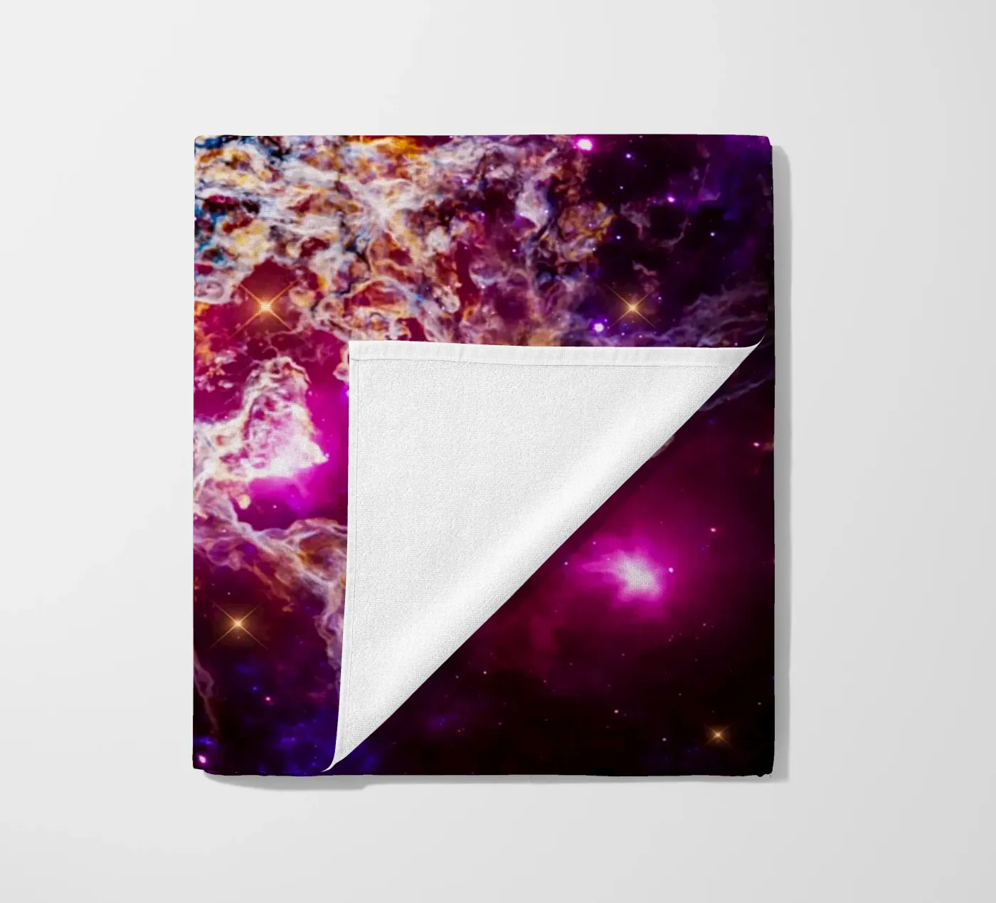 Infinity Glow Strandtuch von Stellar Dream Art