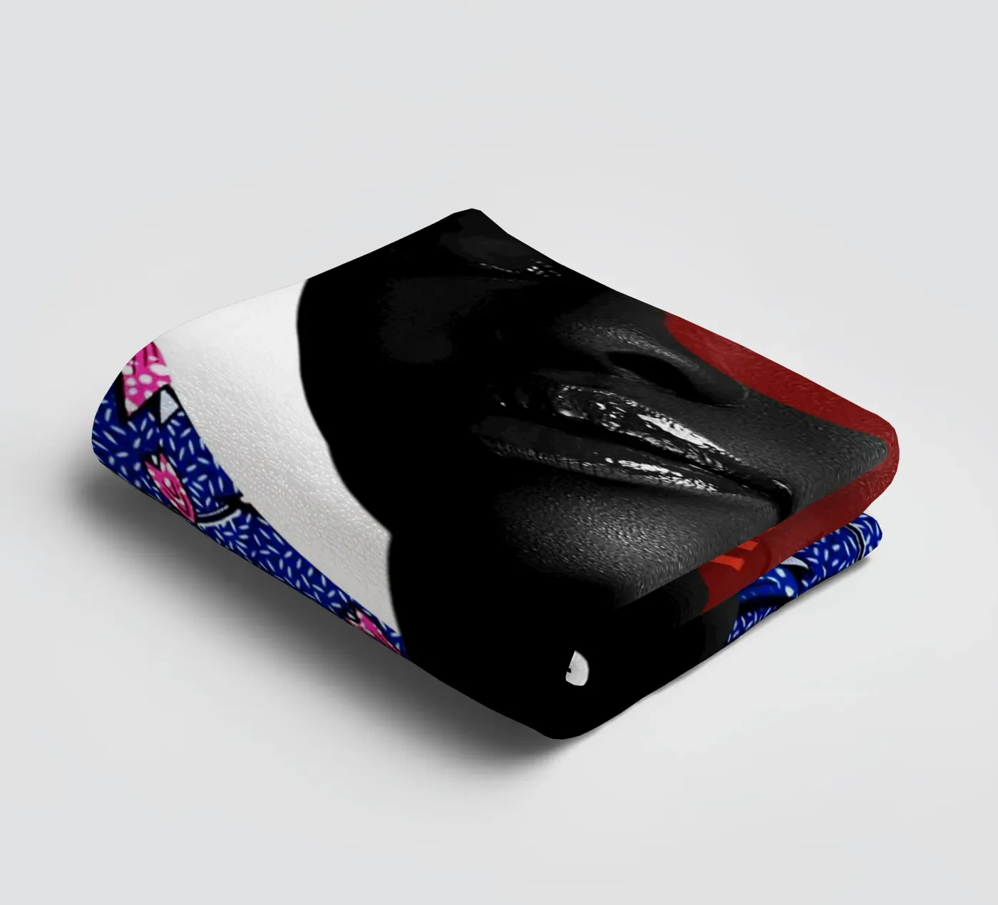 Afro Infinity towel by Mathudace Créas