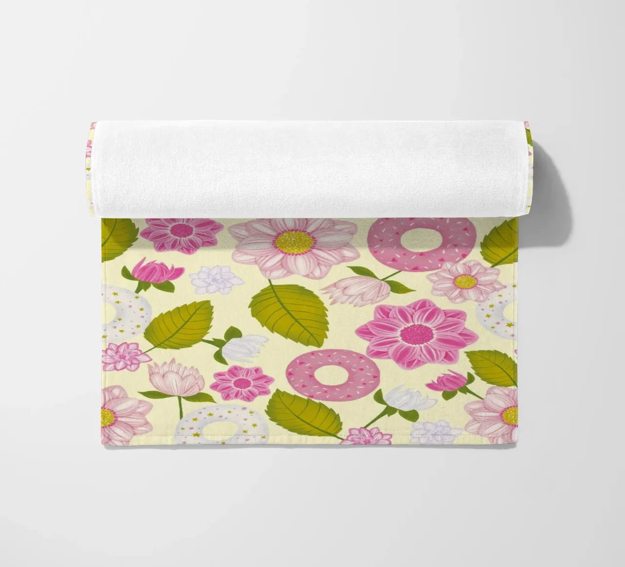 Ciambelle e dalie telo mare da nicigabrieldesigns