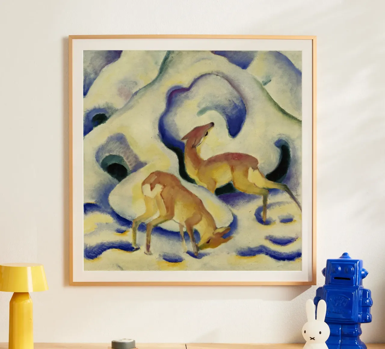Franz Marc - Cervo nella neve poster con telaio in alluminio da ARTOTHEK