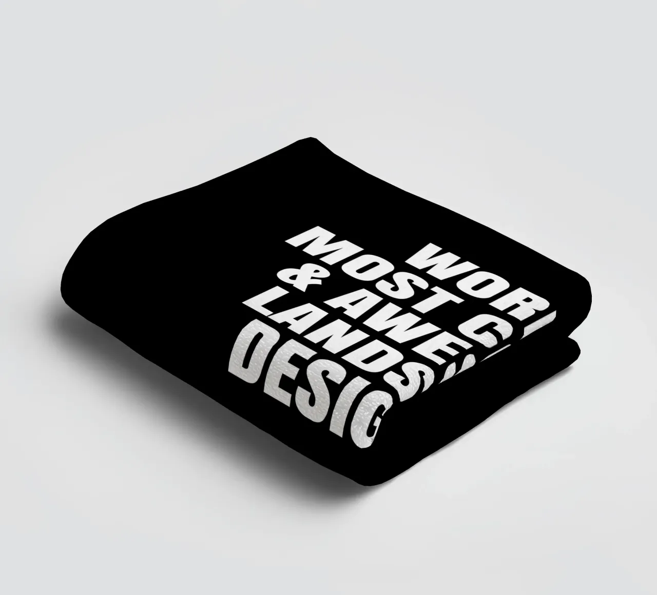 World's most coolest and awesome landscape designer asciugamano da bagno da happieeagle