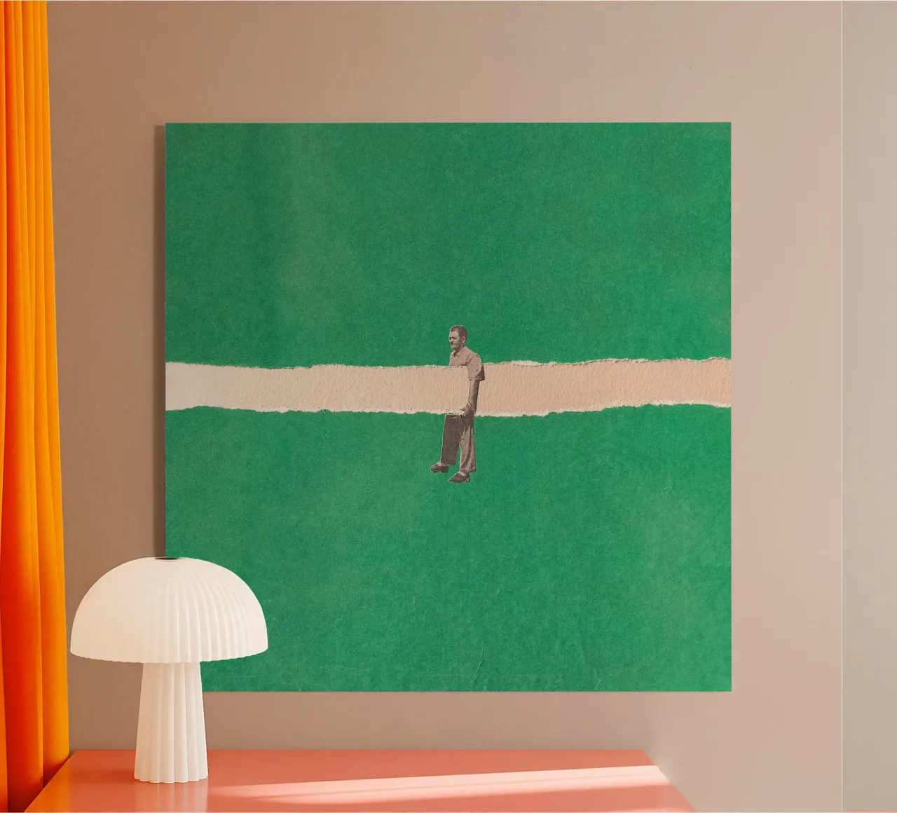 Unhold collage plexiglass da Carlos Quitério