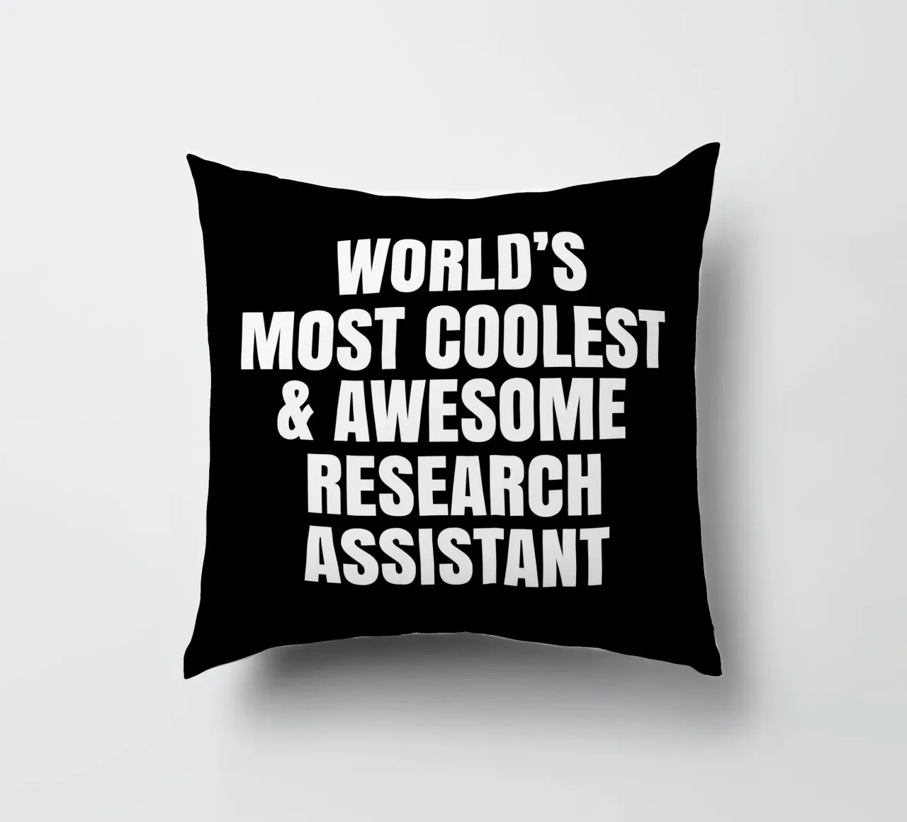 World's most coolest and awesome research assistant cojín de happieeagle
