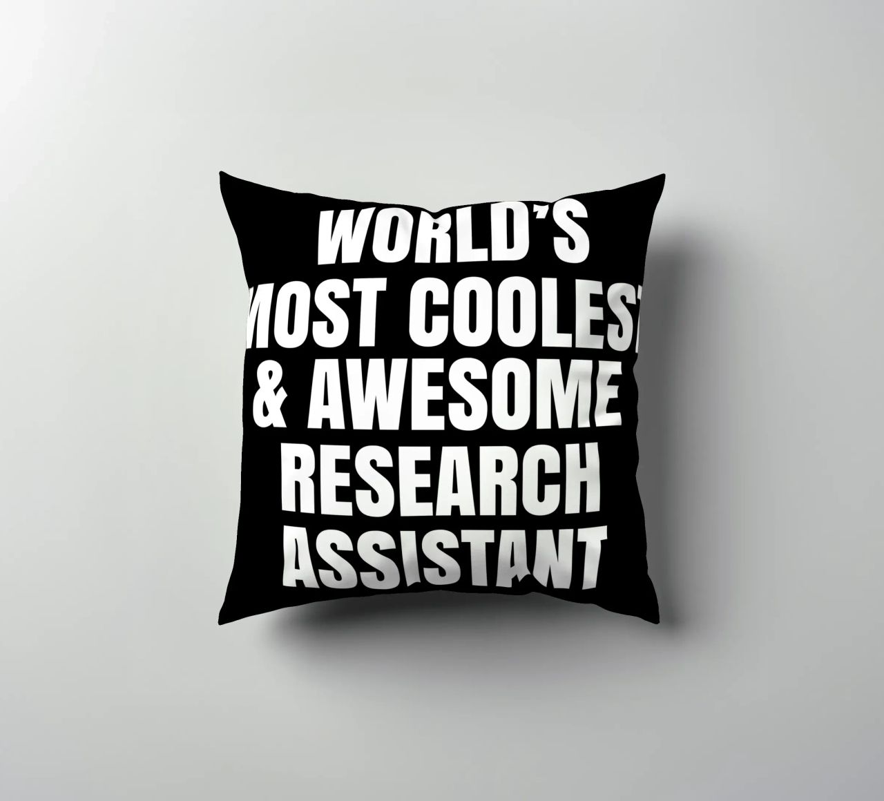 World's most coolest and awesome research assistant cuscino da happieeagle