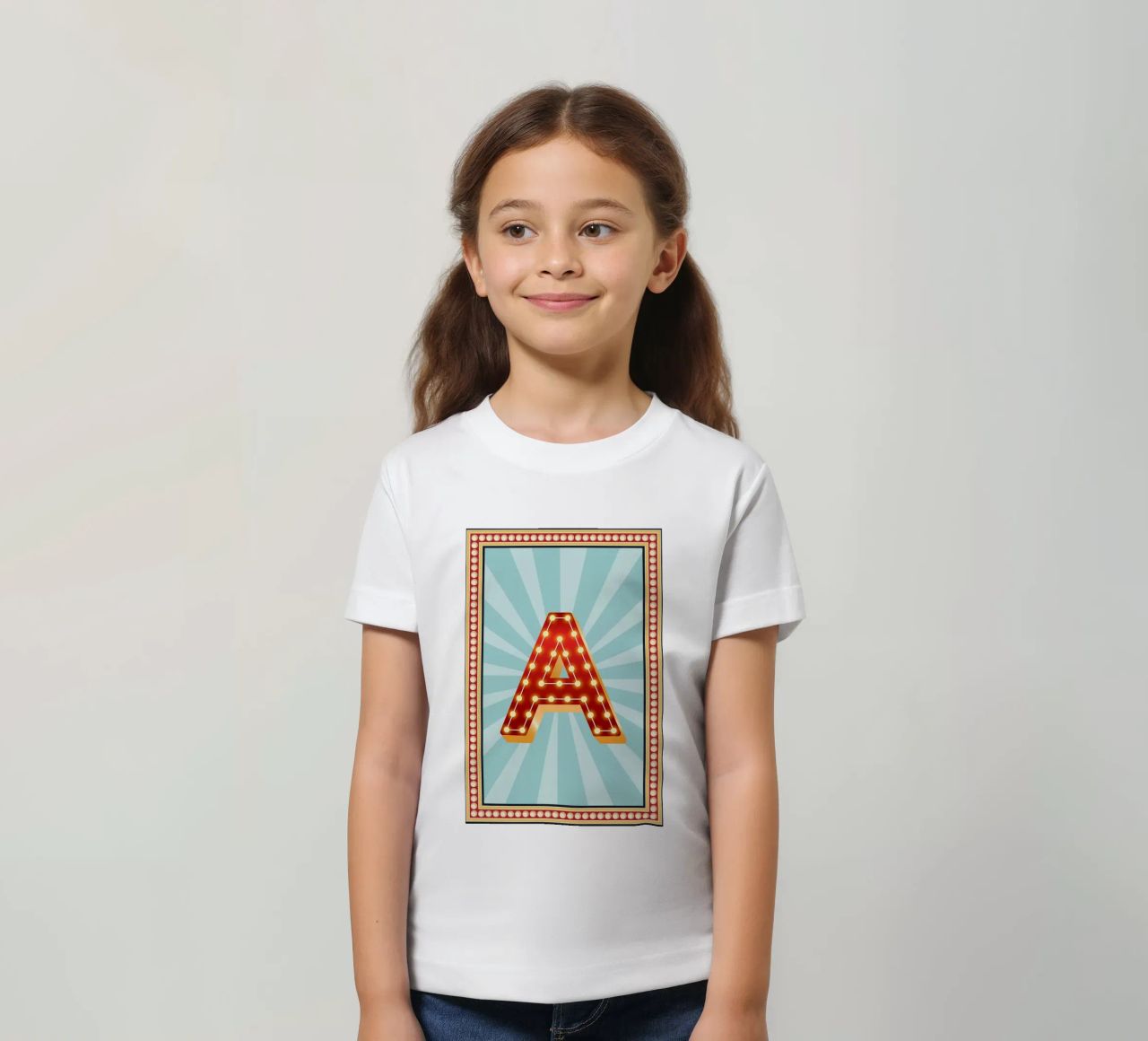 Buchstaben Zirkus -Initiale Name t-shirt bambini da Ohkimiko