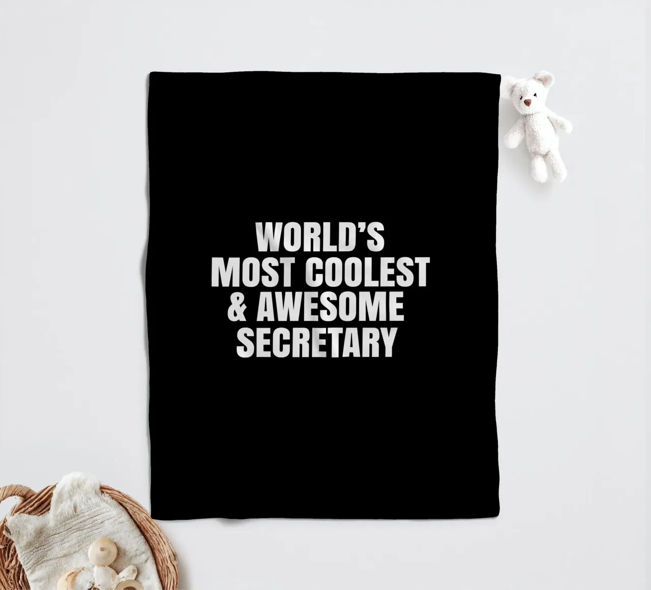 World's most coolest and awesome secretary coperta in pile da happieeagle