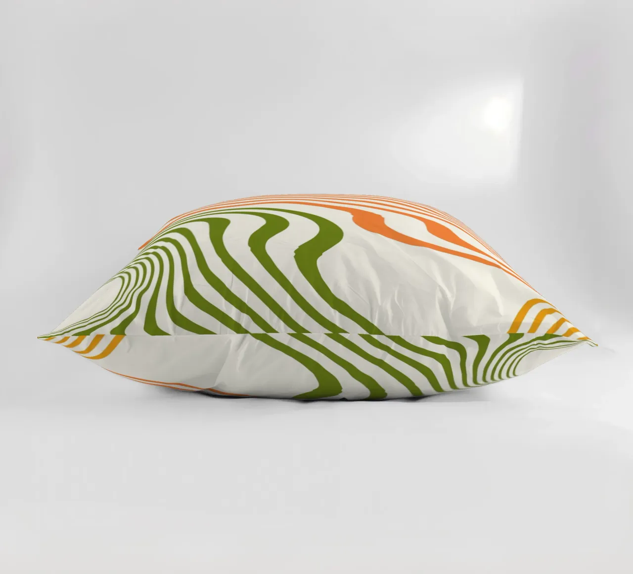 Vibrant Currents | Minimal Art | Wavy cuscino da PrintCessStudio