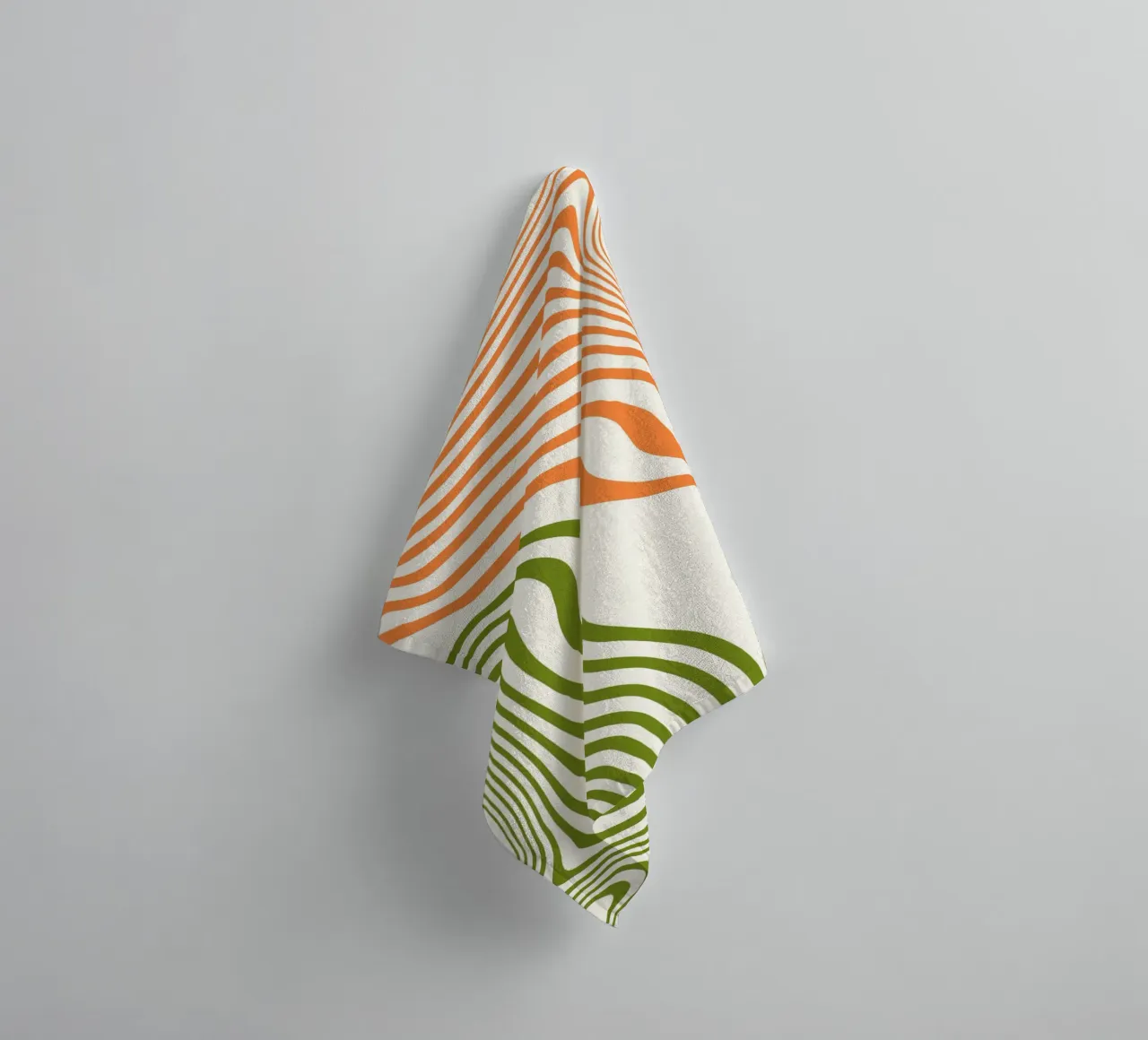 Vibrant Currents | Minimal Art | Wavy asciugamano da bagno da PrintCessStudio