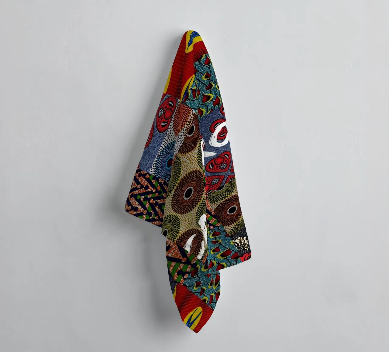 Cameroun towel by Mathudace Créas
